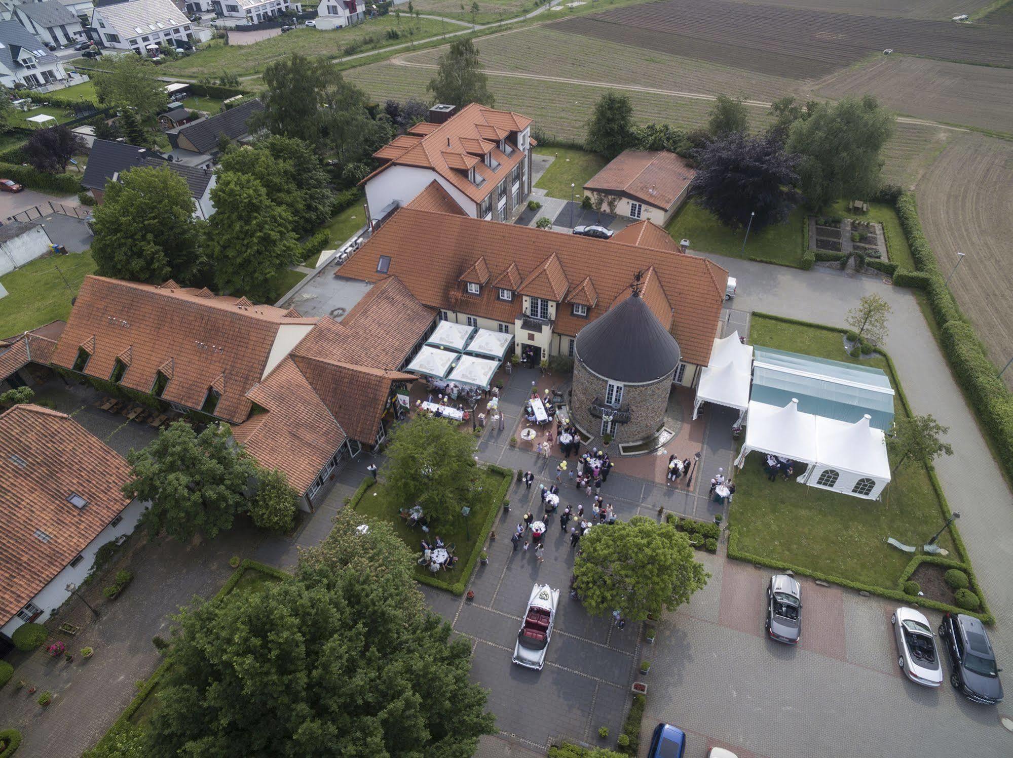 Hotel Landgut Ramshof Willich Esterno foto